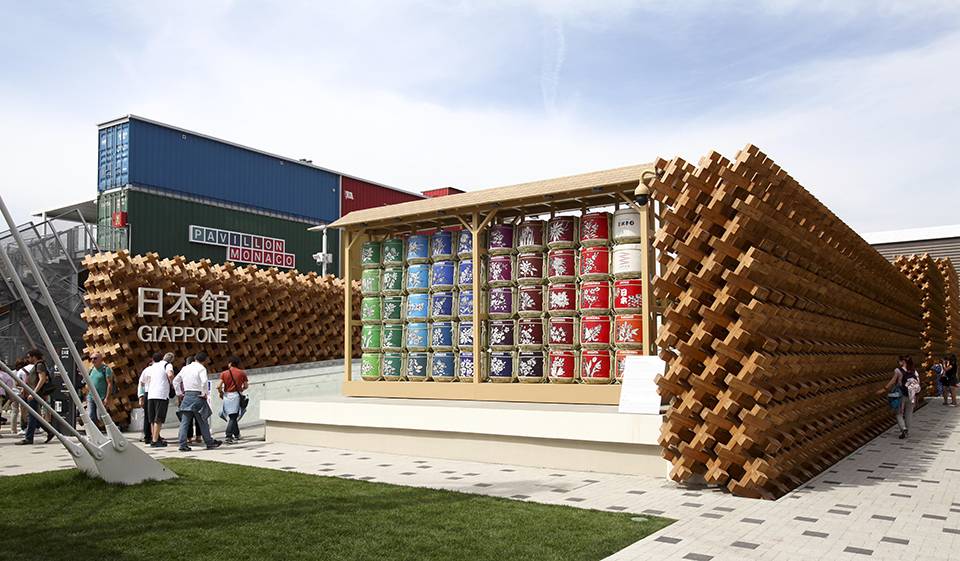 Le pavillon japonais. Le pays entend proposer sa culture alimentaire comme un exemple de nutrition saine, durable et équilibrée.