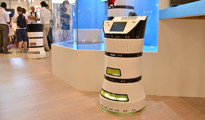 Le robot purificateur d'air DIYA présenté au salon Innorobo 2015.