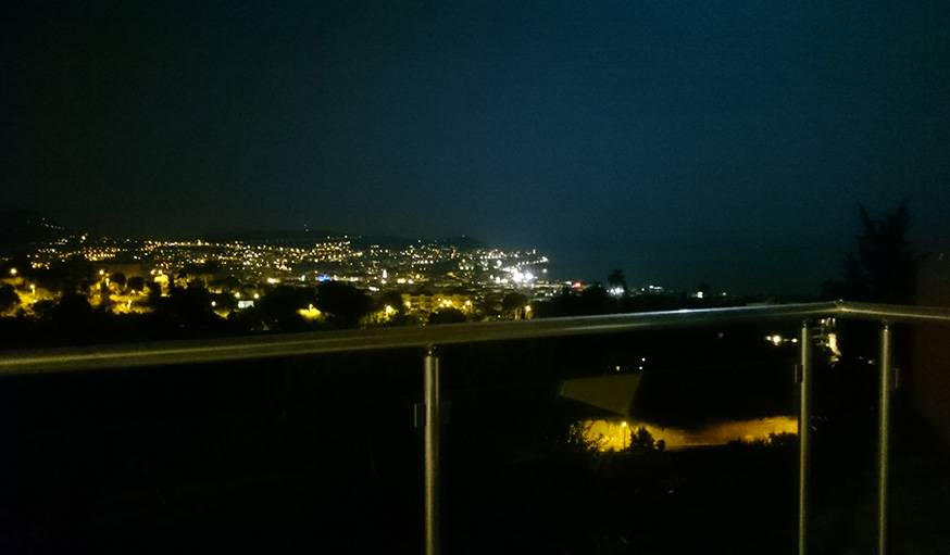 Nice by night, vue surplombant la ville. Le 27 septembre.