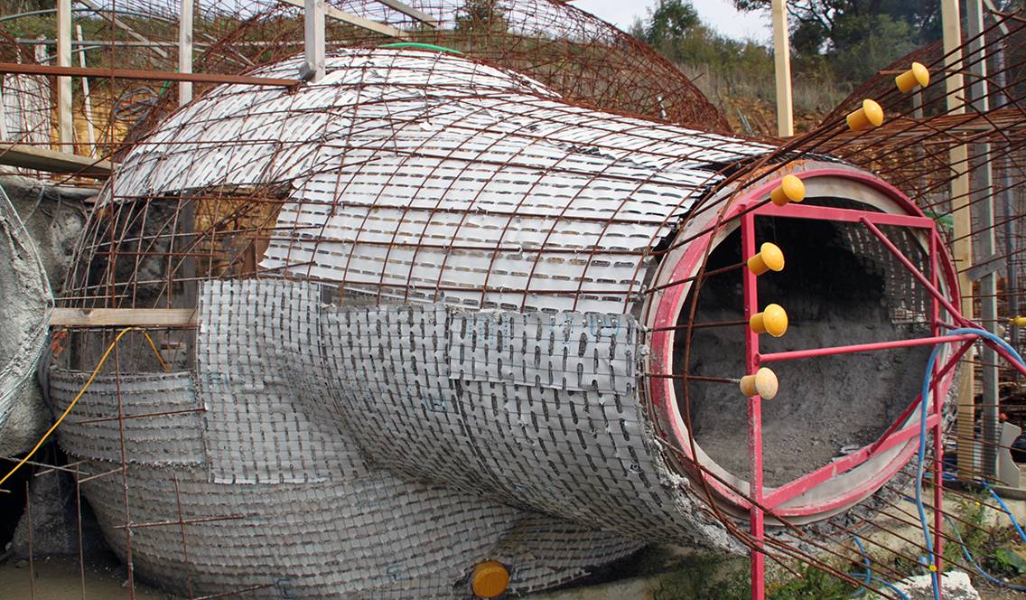  Une extrémité de la maison bulle de Philippe Delage. 