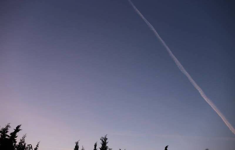 Le ciel appelle au voyage à Rognac (Bouches-du-Rhône), courant décembre.