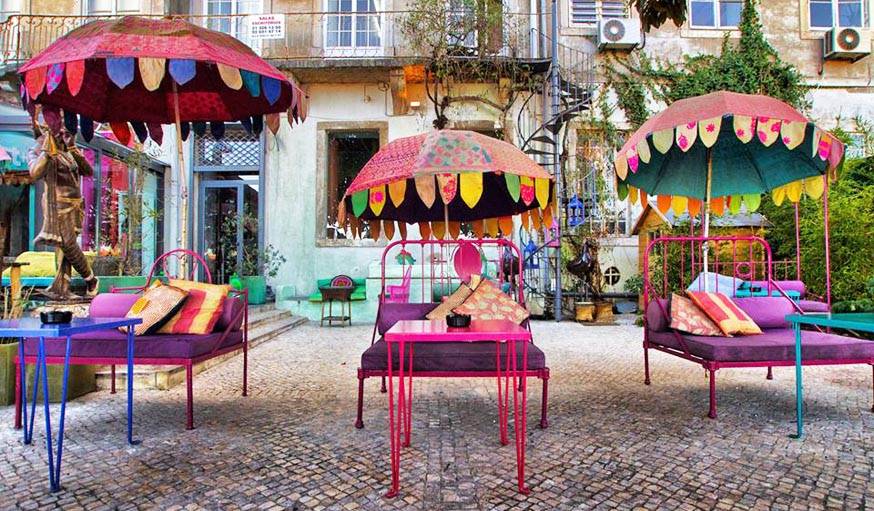 Les parasols parfaits pour une terrasse aux couleurs de l'Inde.