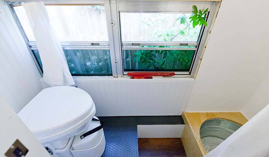 Les toilettes sèches sont à la fois écolo et pratiques.