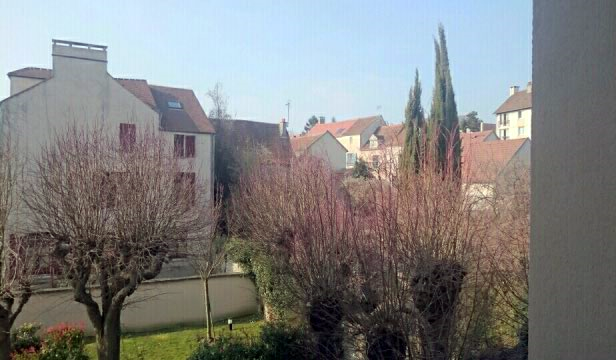 Vue sur un quartier de Triel-sur-Seine (Yvelines), le 11 mars.