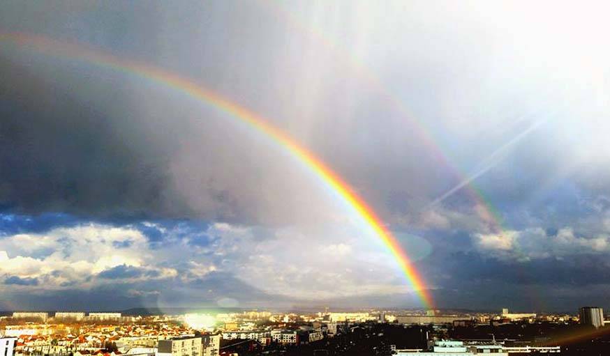 Double arc-en-ciel le 20 mars à Bobigny.