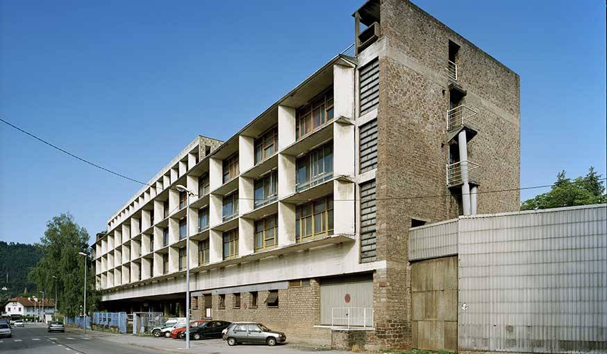 Façade de l'usine Duval à Saint-Dié (Vosges, 1946)