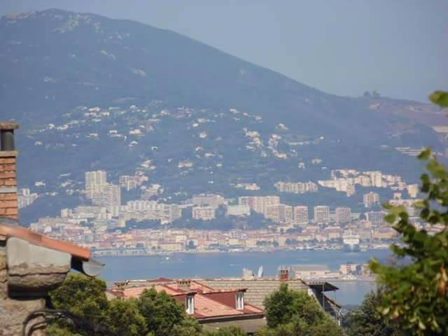 Vue d'Ajaccio le 14 juillet.