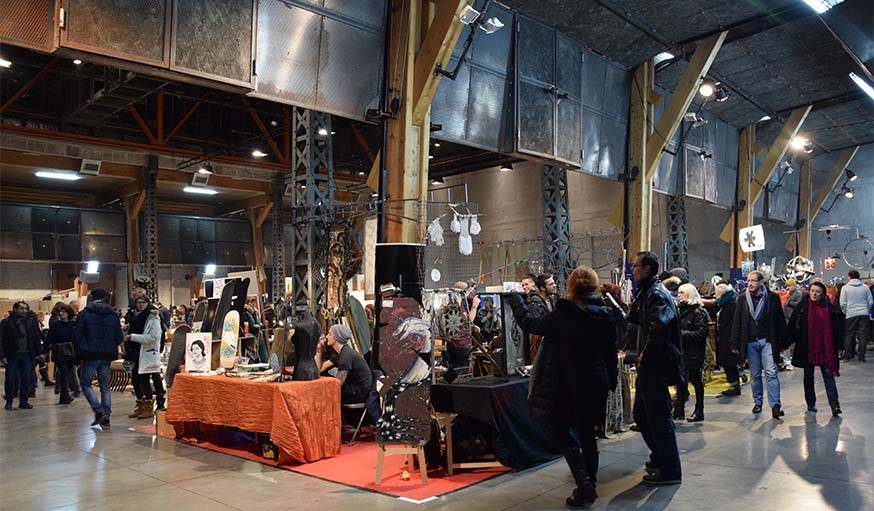 Dans les allées de la Braderie de l'Art de Roubaix.