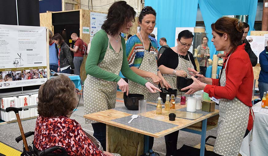 Atelier lessive au FabLab Festival 2017 à Toulouse.