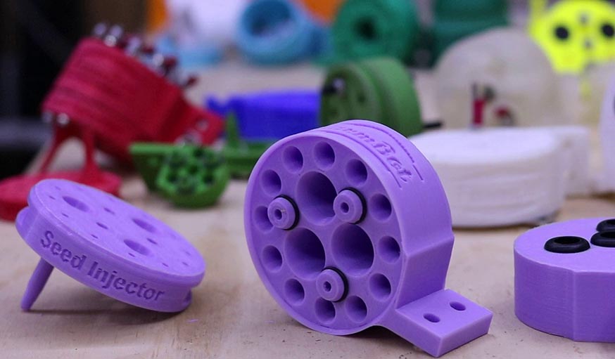 Les différents outils du robot peuvent être imprimés en 3D.