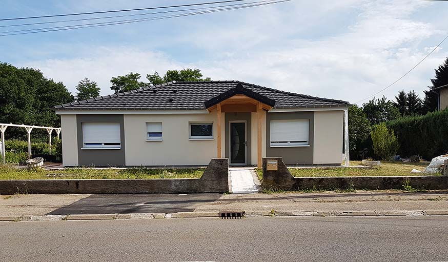 La maison vue de l'extérieur