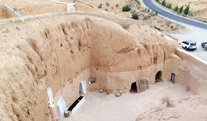 Vue aérienne des maisons troglodytes.