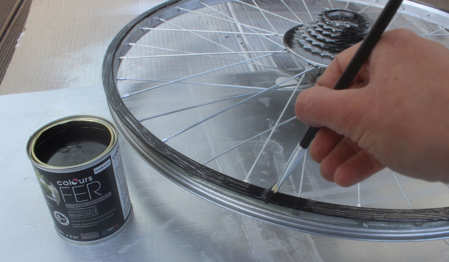 Tuto fabriquer une horloge avec une roue de vélo 13