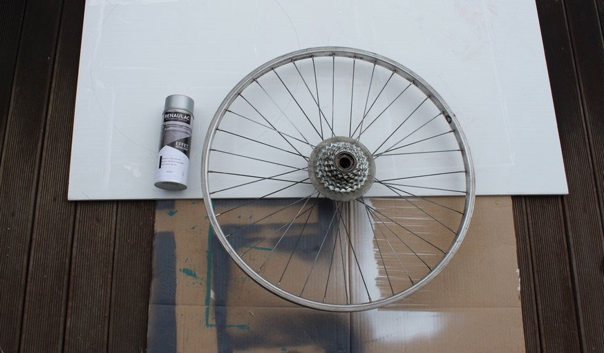 Tuto fabriquer une horloge avec une roue de vélo 2