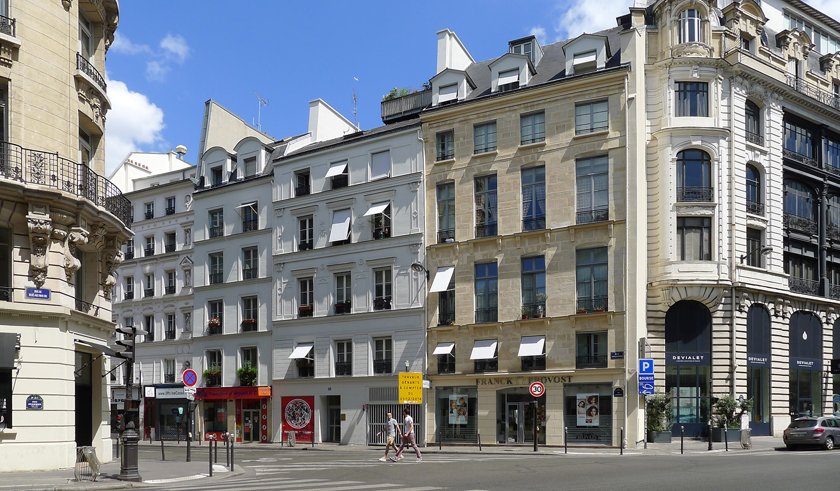 Rénovation immeuble Paris Equateur stores blancs façades architecture