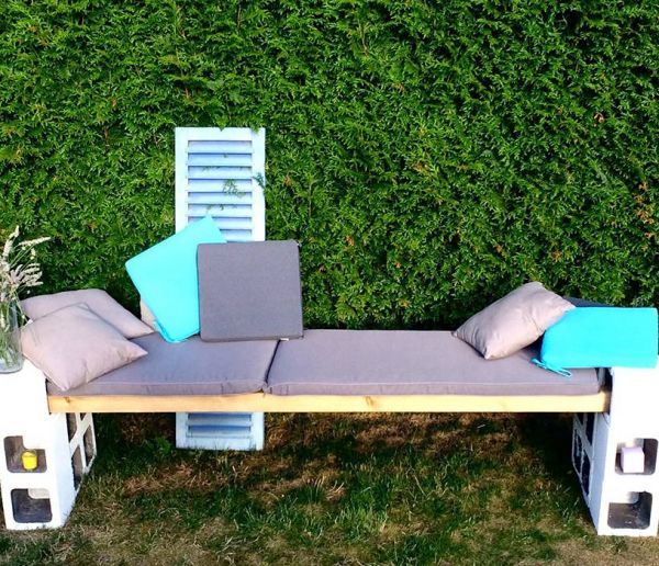 DIY : Fabriquer un banc de jardin avec des parpaings