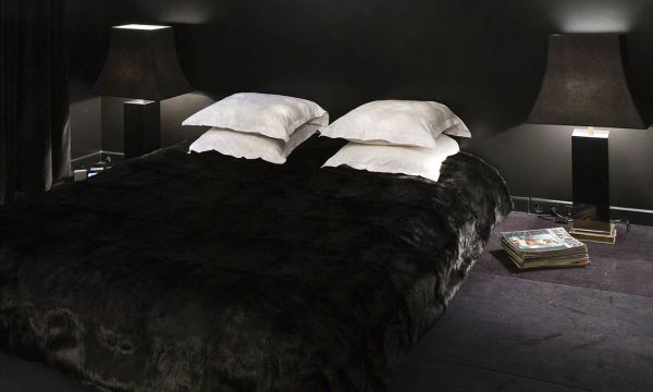 Faites de votre chambre un écrin noir