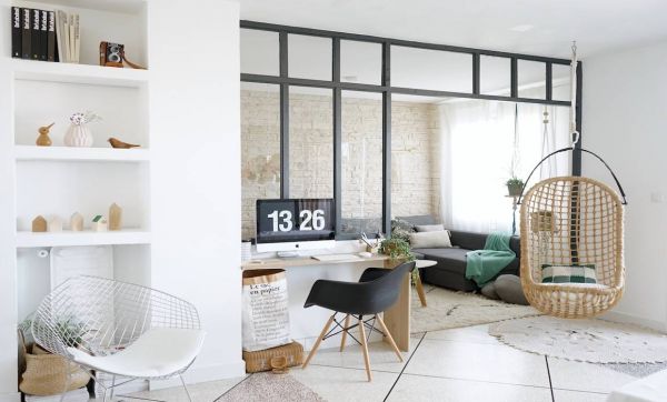 Avant / Après : une transformation lumineuse grâce à une verrière d'intérieur