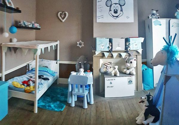 Avant Apres Decoration De Chambre De Bebe Lampions Tipi Enfant Et Lit A Baldaquin