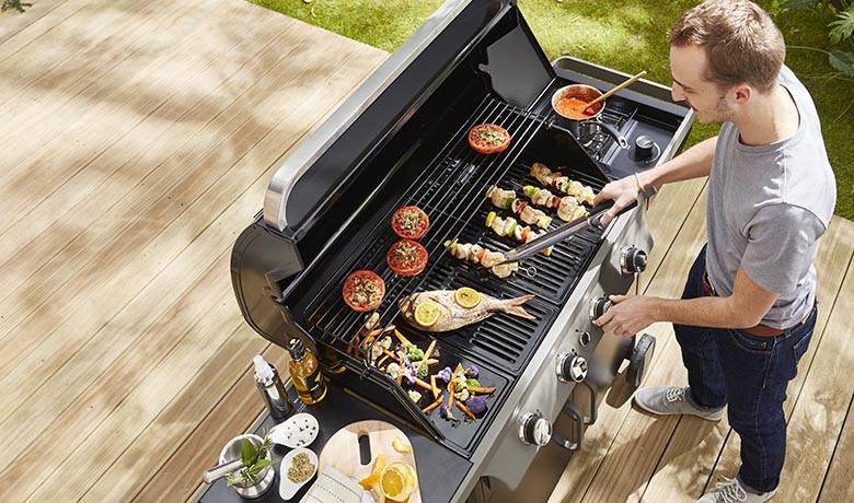 Régaler son été : choisir son barbecue