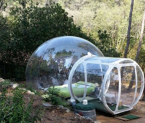 Dormir dans une bulle sous les étoiles dans le sud de la France