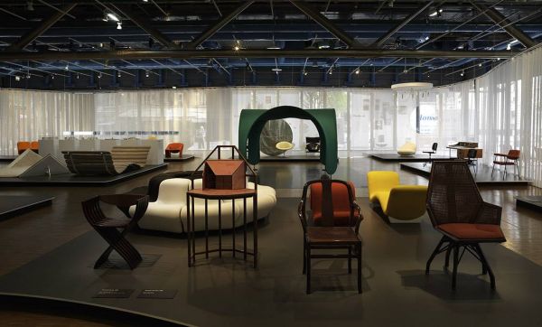 Grande rétrospective du designer Pierre Paulin à Pompidou