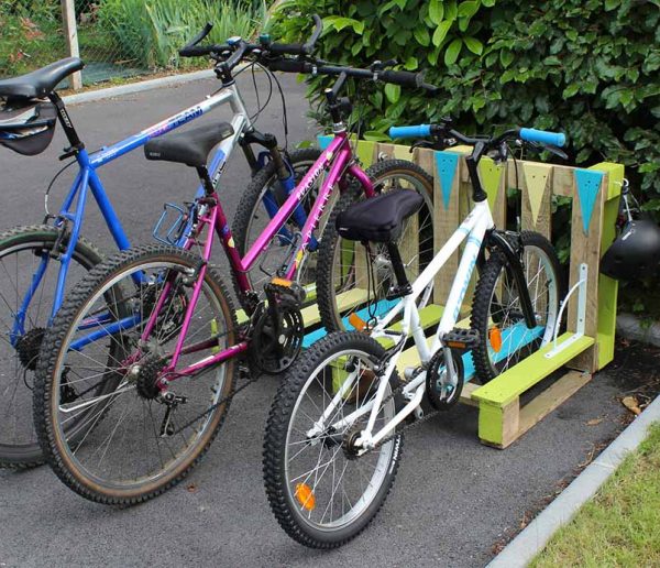 DIY : fabriquer un range-vélo récup' en palette