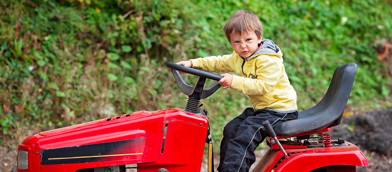 Peut-on tondre le dimanche ? Le guide complet !