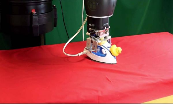 Ce robot qui repasse a encore des leçons à prendre