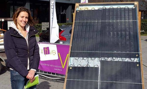 Une jeune Belge invente un chauffe-eau solaire en matériaux de récupération