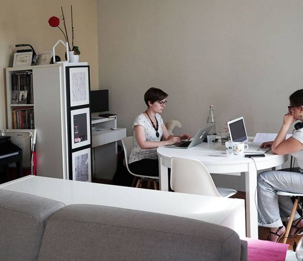Travailler les uns chez les autres : découvrez le coworking à domicile