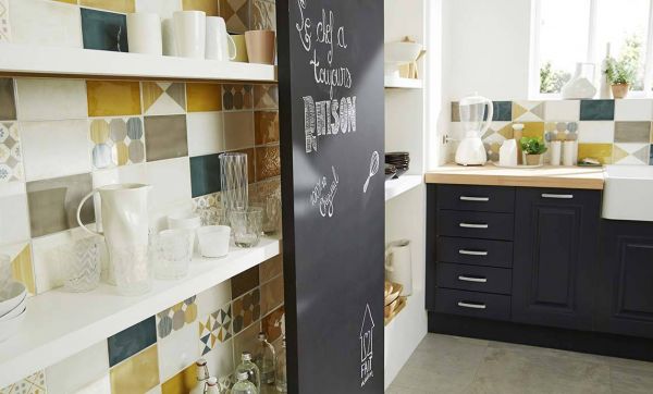 Une poche très pratique pour poser les joints de carrelage