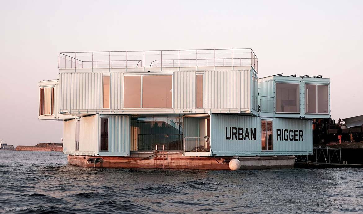 Cette résidence étudiante flotte sur la mer