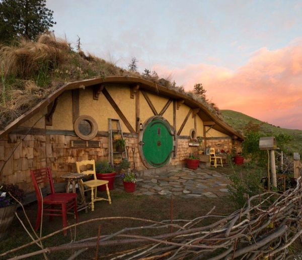 Passez la nuit dans cette authentique maison de Hobbit