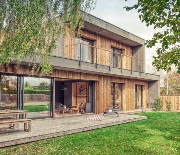 Cette maison préfabriquée consomme deux fois moins d'énergie qu'une maison classique