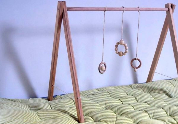 Diy Fabriquer Un Panneau D Eveil En Bois Pour Son Enfant Jouets En Bois 18h39 Fr