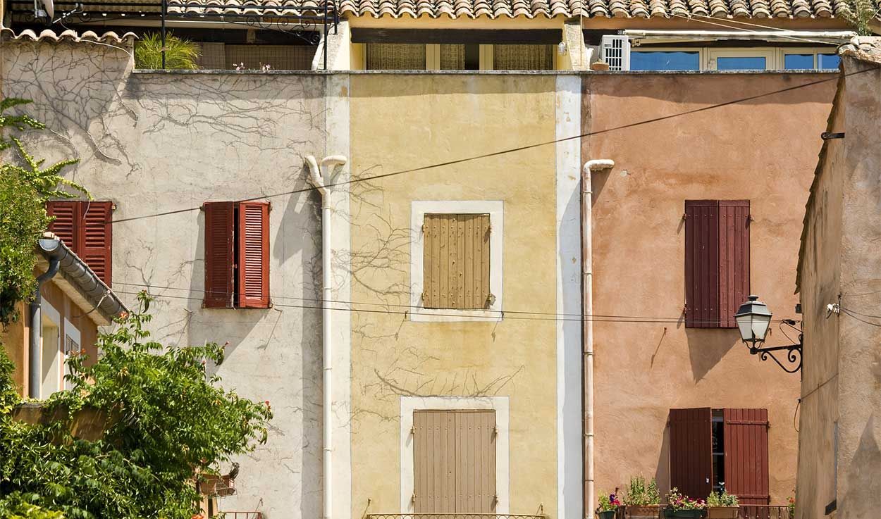 Maison alsacienne ou provençale : Quelles sont leurs couleurs ?