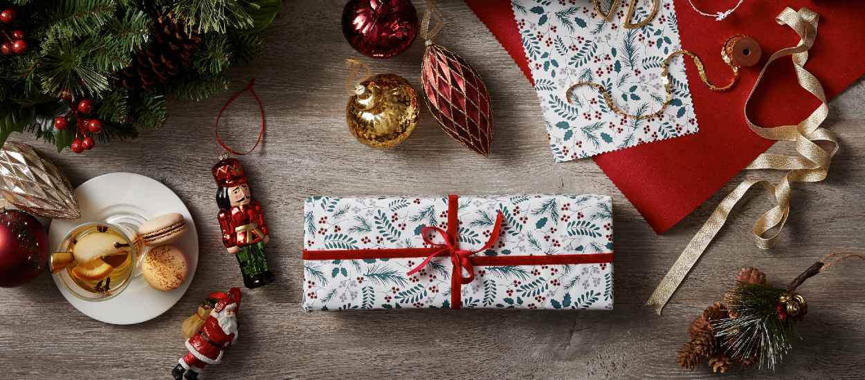 6 idées originales pour réutiliser vos papiers cadeaux après les fêtes