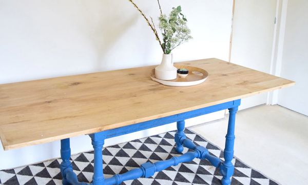 DIY relooking : Donnez une seconde jeunesse à une table rustique
