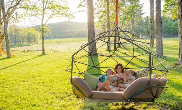 Une balançoire de rêve qu'on aimerait avoir dans le jardin