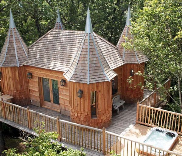 Les Châteaux dans les Arbres, des cabanes en bois qui font rêver