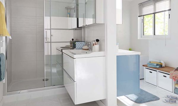 Gain de place et de temps : comment aménager une salle de bains familiale ?
