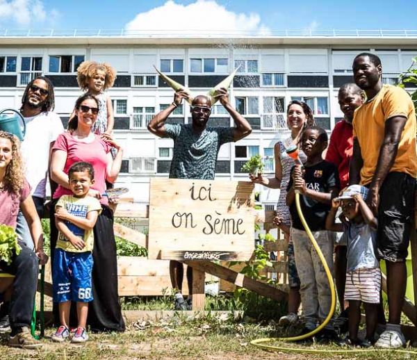 Anne-Claire et Manu ont révolutionné leur quartier grâce à un potager