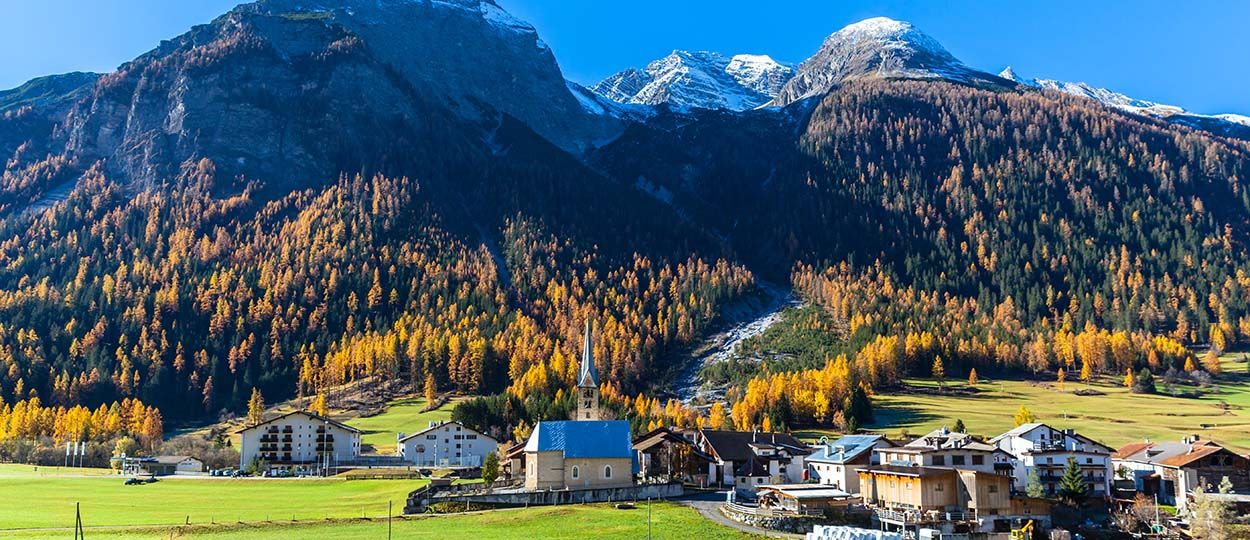 Un village suisse interdit qu'on le prenne en photo pour éviter la déprime... car il est trop beau