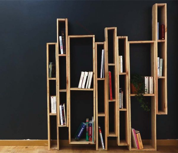 Tuto : Fabriquez une bibliothèque originale en palette pour moins de 10 euros