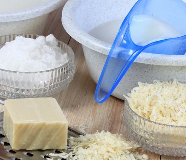 5 recettes pas chères pour fabriquer de la lessive écologique