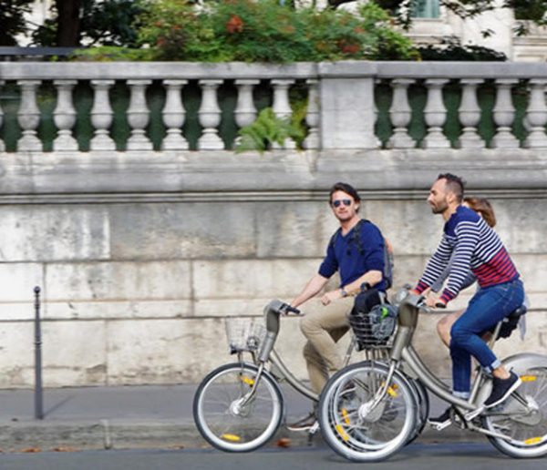 Rencontre avec le collectif citoyen qui a interdit la voiture à Paris