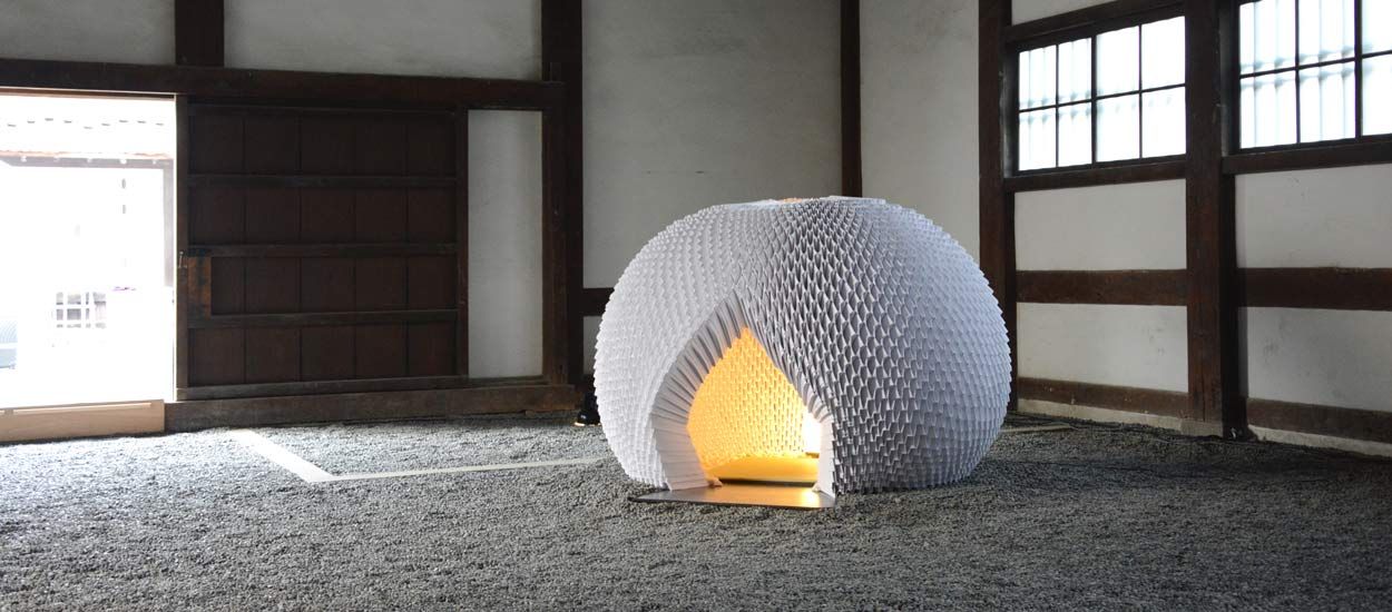 Ce designer japonais a conçu une incroyable maison de thé en origami