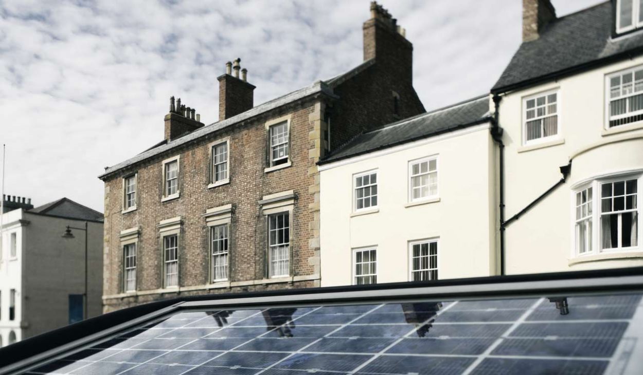 Le Royaume-Uni offre 800 000 panneaux solaires pour venir en aide aux foyers les plus précaires