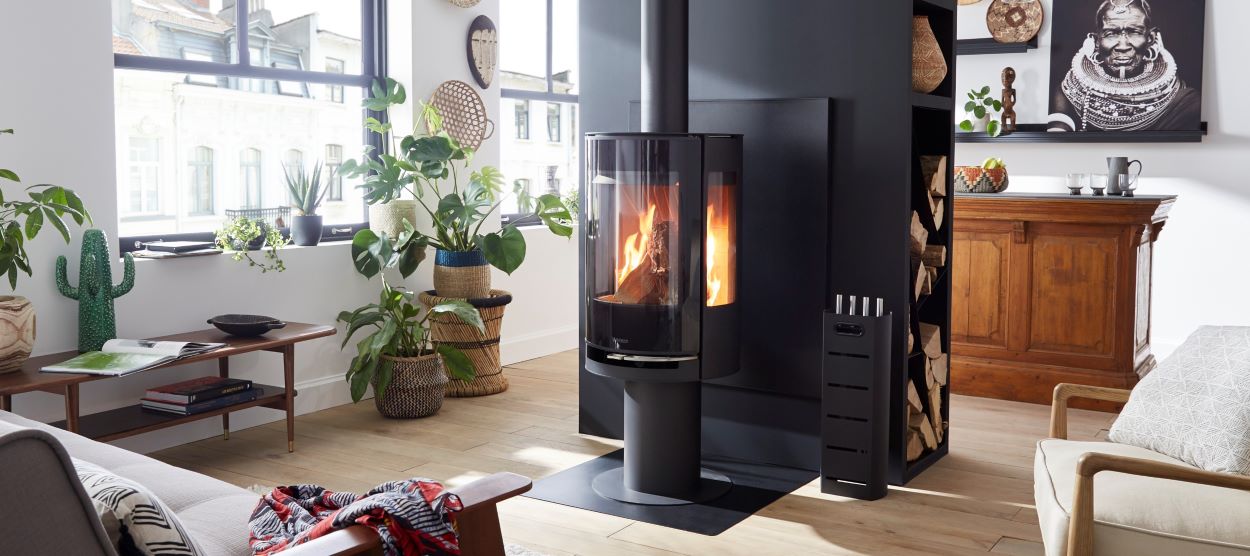 Sélection de poêles à bois : les nouveaux atouts confort et déco de votre intérieur